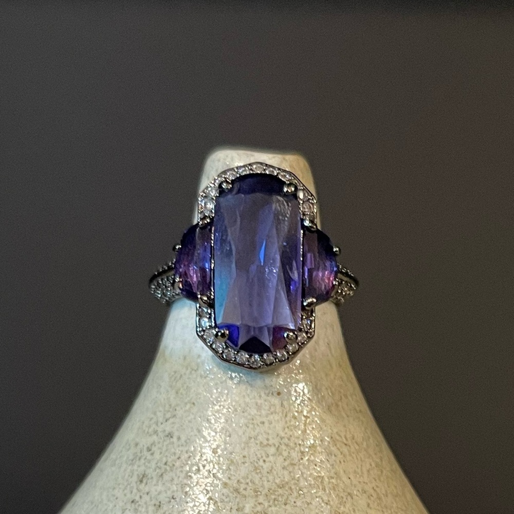 Sirens collection Bomb Party Ring